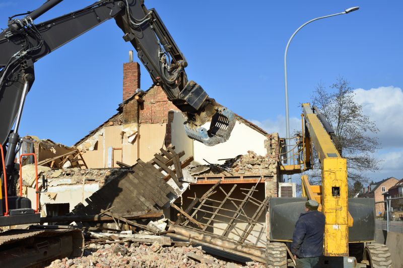House Wrecking in Beaumont, TX